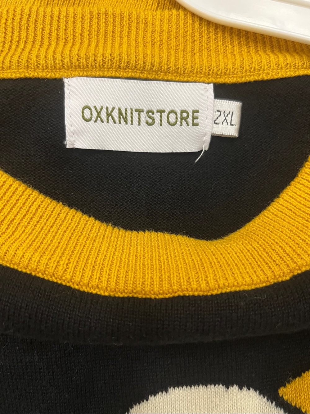 OxknitStore Black & Mustard Bird Motif Pet Perch Sweater 2XL - Picture 2 of 3